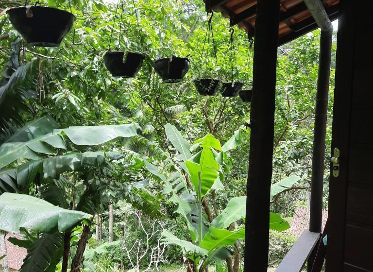 Номер Стандарт Вид на Сад, Suítes Casinha Do Alto Da Bocaina