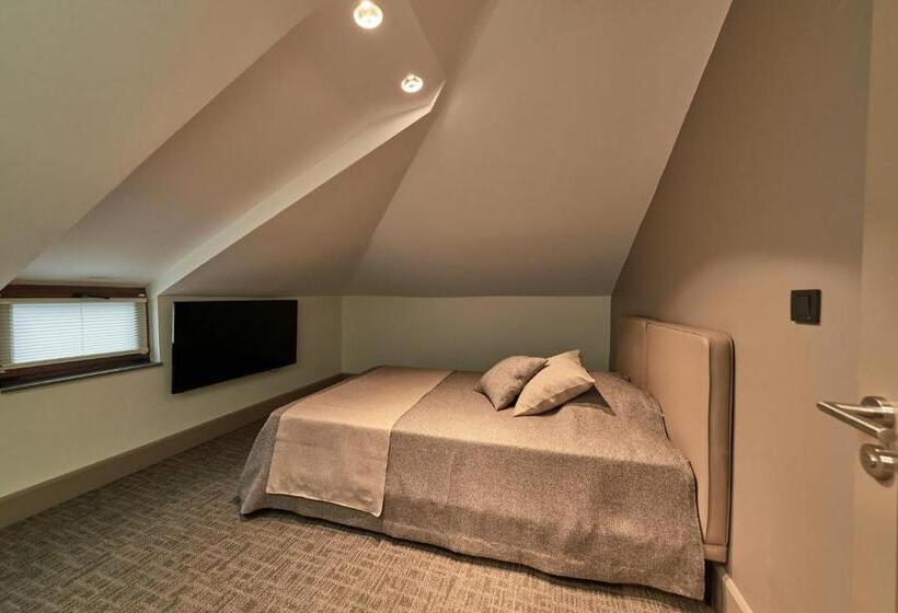 デラックストリプルルーム, Selini Hotel İstanbul Airport