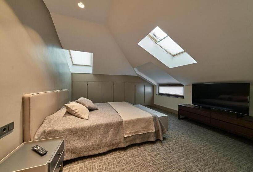 デラックストリプルルーム, Selini Hotel İstanbul Airport