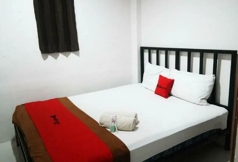 スタンダードルーム, Reddoorz At Jalan Somba Opu Losari