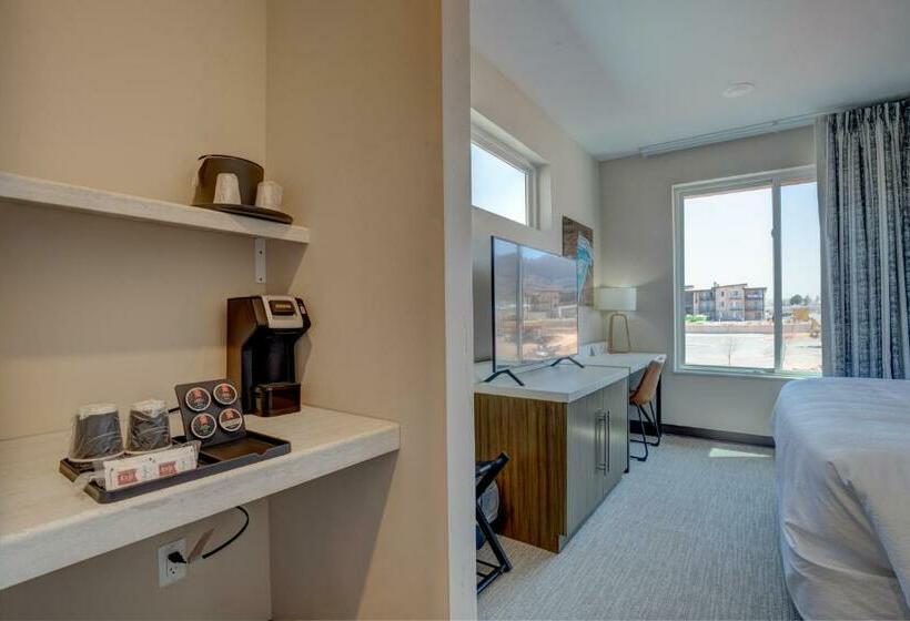 带大床的标准间, Scenic View Inn & Suites Moab