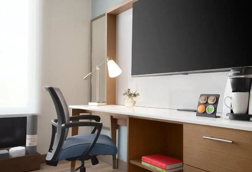 身障者適用キングサイズベッドルーム, Staybridge Suites Rochester Mayo Clinic Area, An Ihg