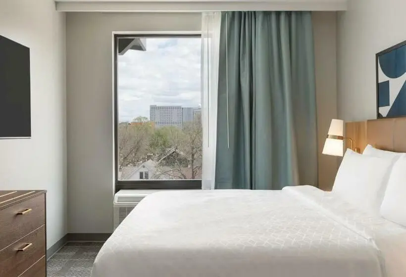 身障者適用スイートルーム, Staybridge Suites Rochester Mayo Clinic Area, An Ihg