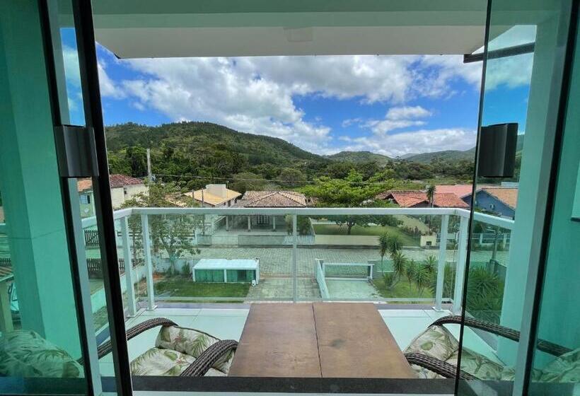 Люкс Deluxe Кровать Кинг, Ipê Palmas Hostel