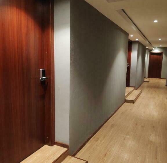 اتاق استاندارد, Ez Suites