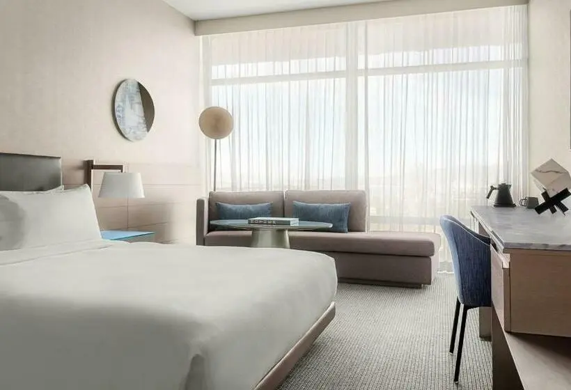 キングサイズベッドのスタンダードルーム, Tetra Hotel, Autograph Collection