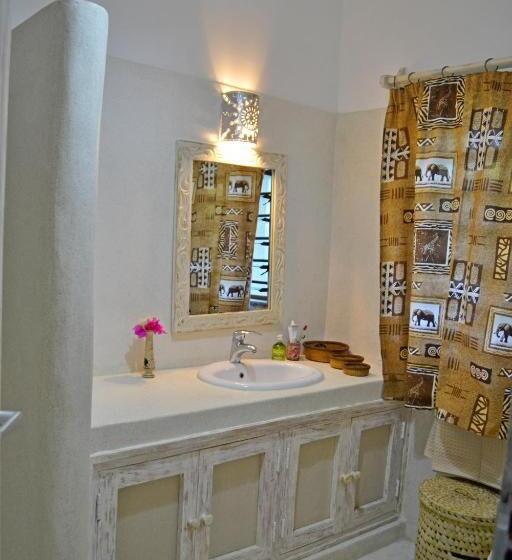 سوییت, Kimya House, Watamu