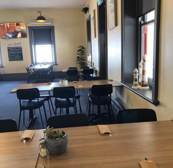 带共用浴室的标准房间, Cornucopia