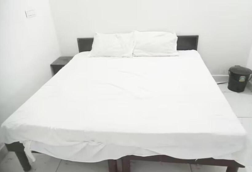 Standardrum, Goroomgo Swapnodeep Residency Digha