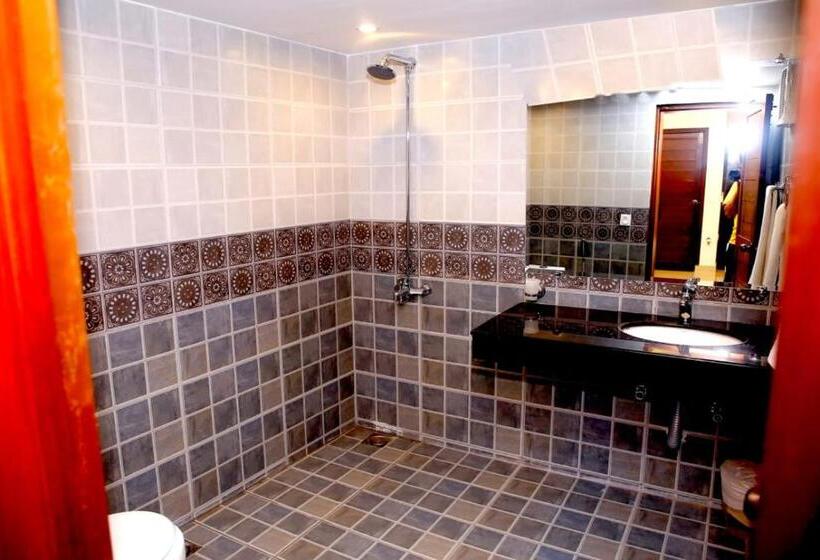 اتاق سوپریور, Noor Plaza