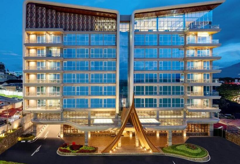 Номер Executive Кровать Кинг, Santika Bukittinggi