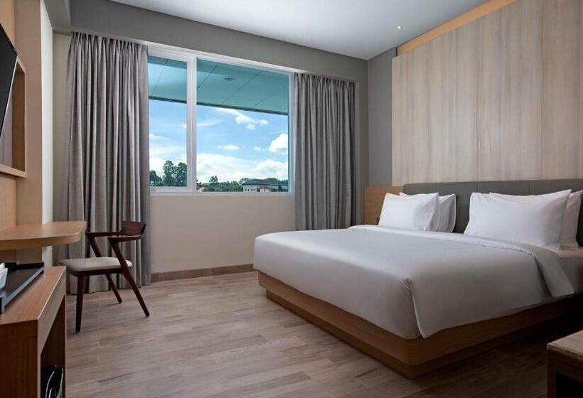 이그제큐티브 룸 킹사이즈 침대, Santika Bukittinggi