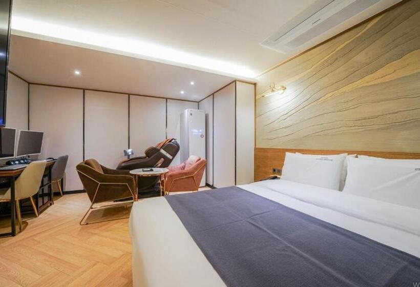 سوییت, The Stone Bridge Hotel Dongnae