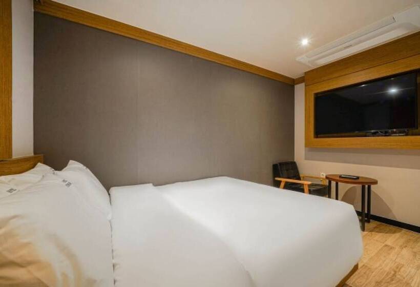 اتاق استاندارد, The Stone Bridge Hotel Dongnae