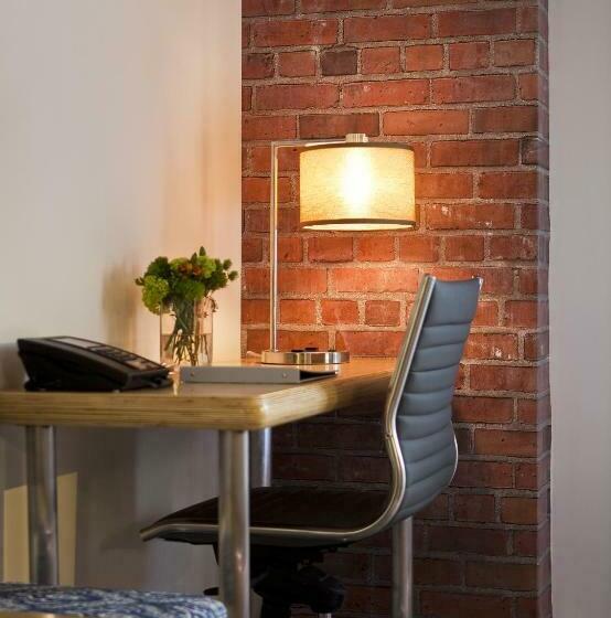 اتاق استاندارد با تخت بزرگ, Arthouse
