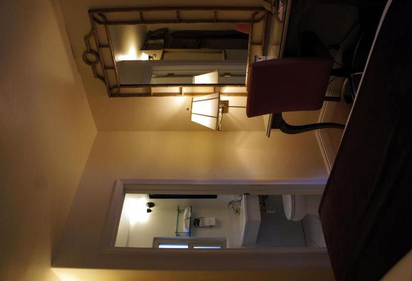 חדר דחוקס עם מיטת קינג, Best Western Downtown San Diego