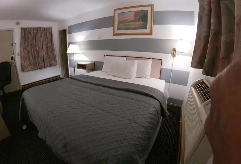 キングサイドベッドのスタンダードワンルーム, Budget Inn Clearfield Pa