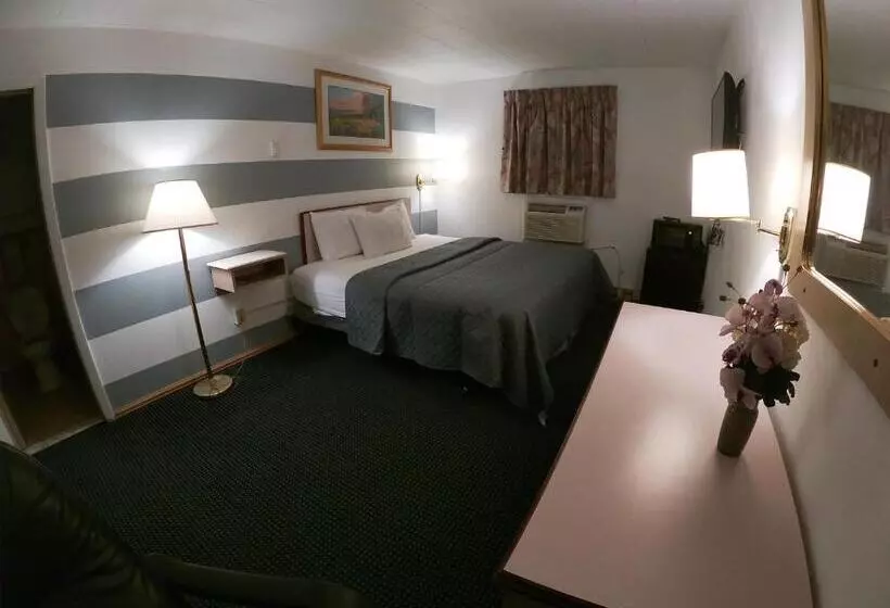キングサイドベッドのスタンダードワンルーム, Budget Inn Clearfield Pa