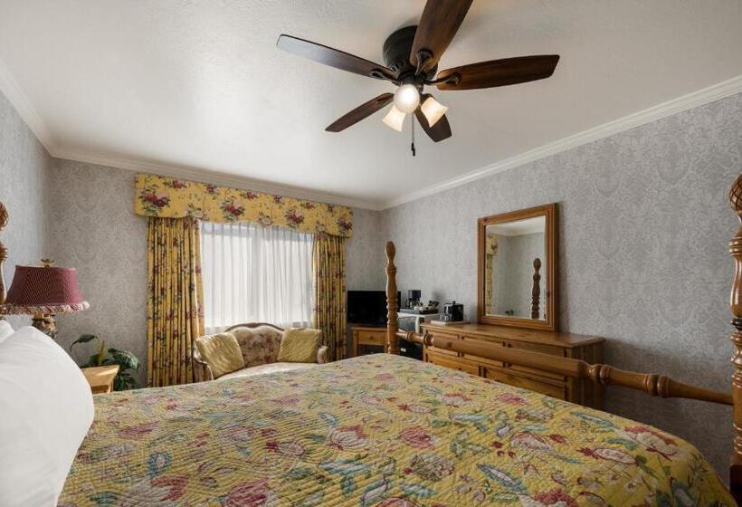 스탠다드 룸 킹사이즈 침대, Carmel Inn & Suites