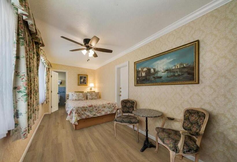 스탠다드 룸, Carmel Inn & Suites