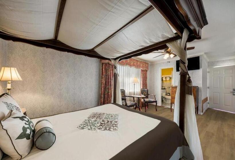 Номер Deluxe, Carmel Inn & Suites