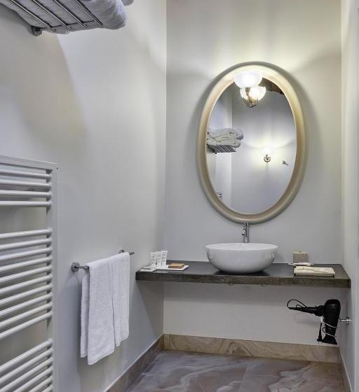 デラックスルーム, Palazzo Viviani Castello Di Montegridolfo