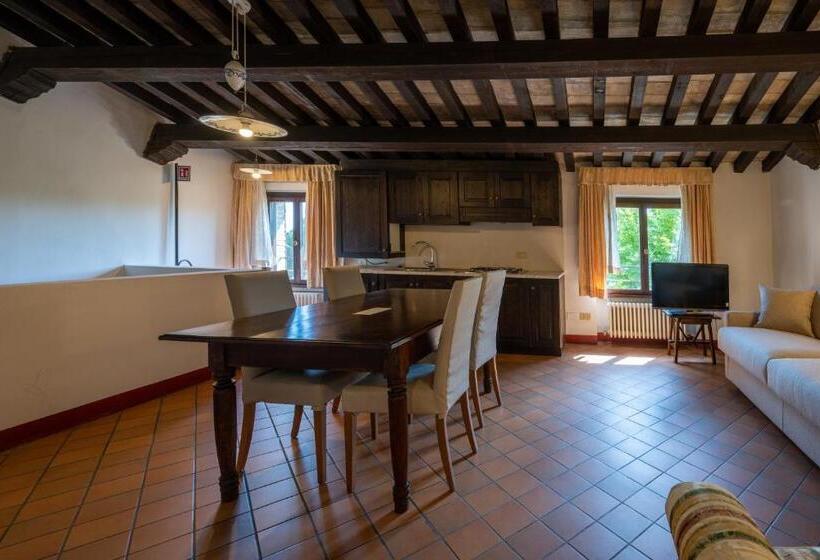 패밀리 룸, Palazzo Viviani Castello Di Montegridolfo