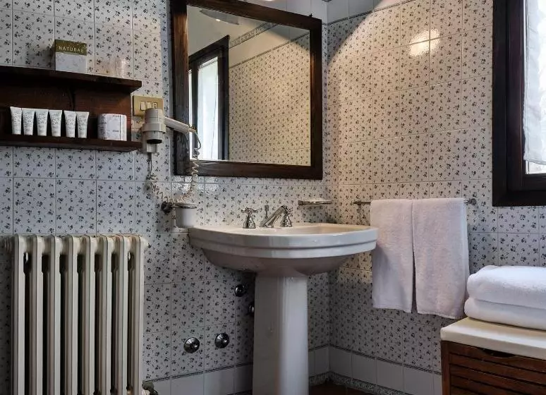 Deluxe-huoneisto 1 Makuuhuone, Palazzo Viviani Castello Di Montegridolfo