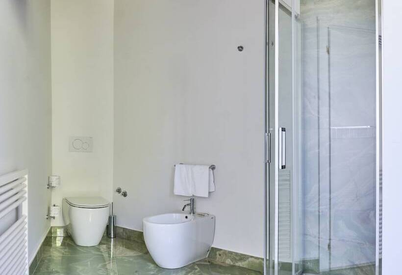 デラックスルーム, Palazzo Viviani Castello Di Montegridolfo