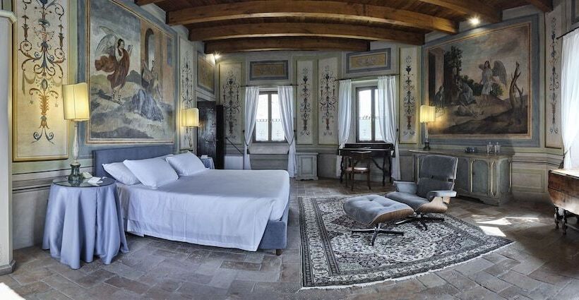 スタンダードスタジオ, Palazzo Viviani Castello Di Montegridolfo