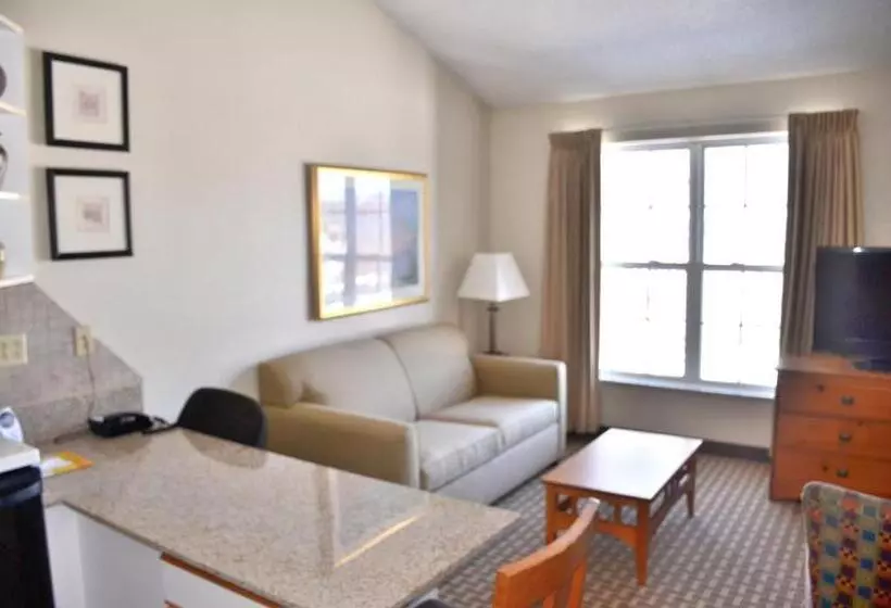 سوییت, Cresthill Suites Syracuse