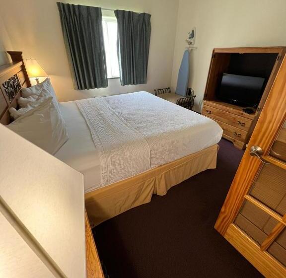 디럭스 스위트, Fairbridge Inn & Suites Williston