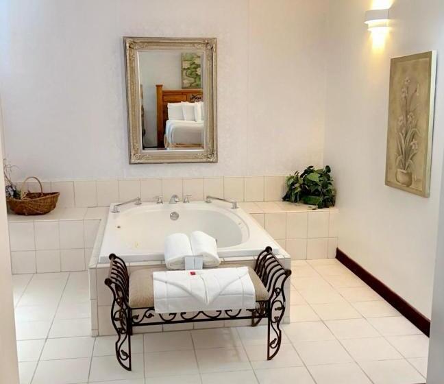 디럭스 스위트, Fairbridge Inn & Suites Williston