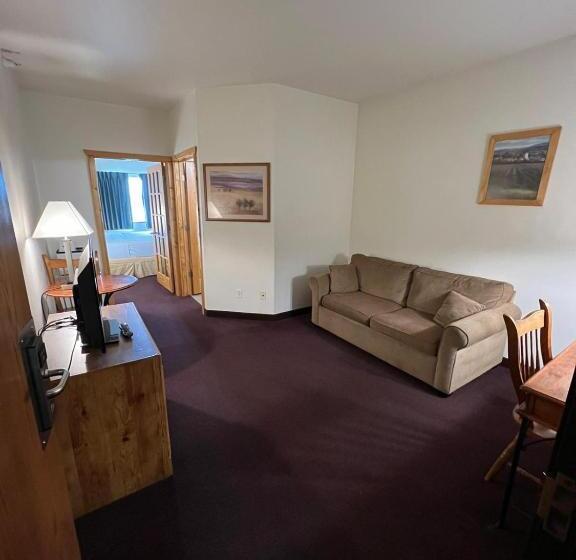 디럭스 스위트 킹 침대, Fairbridge Inn & Suites Williston