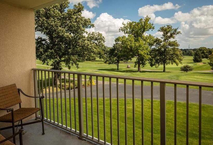 ゴルフ場ビューのダブルベッドスタンダードルーム, Eaglewood Resort & Spa
