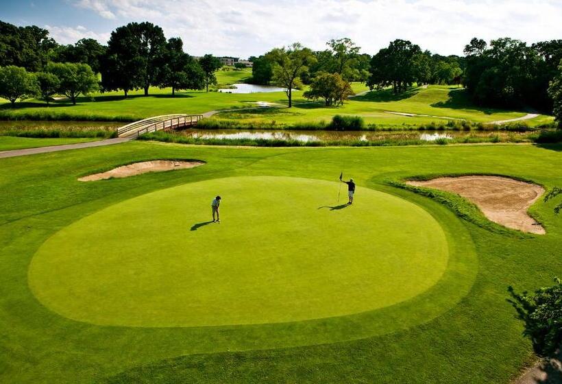 جناح مزوَّد بشرفة, Eaglewood Resort & Spa