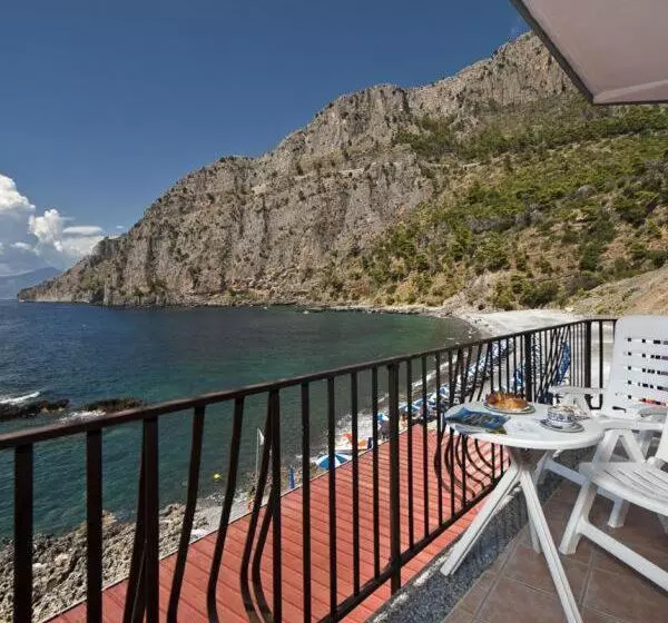 Camera Standard Vista Mare, Gabbiano