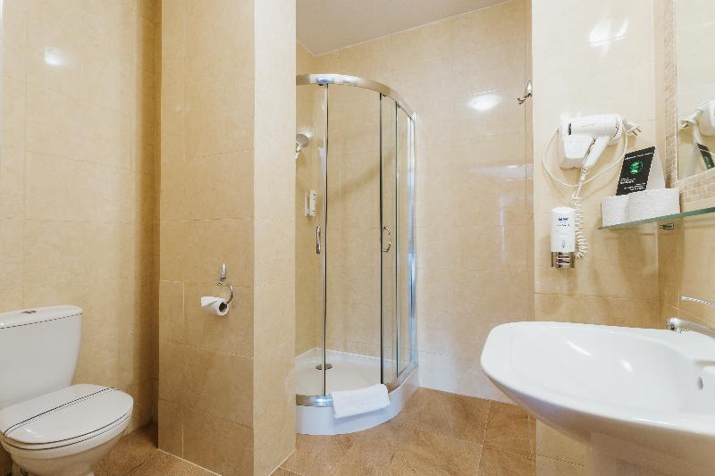 ‫فيلا غرفة نوم واحدة, Grand