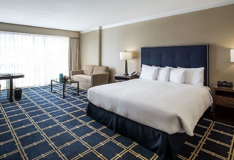 جناح لذوى الاحتياجات الخاصة, Grand