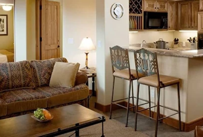 דירת חדר סופריור, Inn At Lost Creek