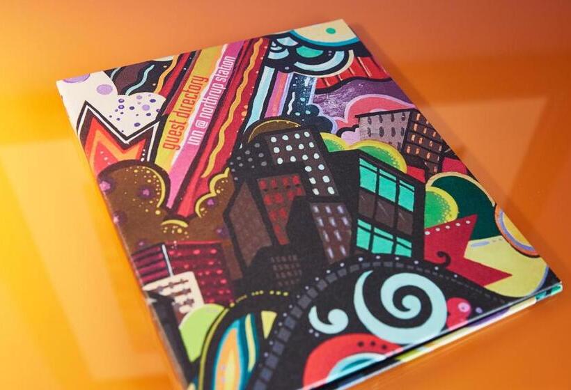 חדר סטנדרט עם מרפסת, Inn At Northrup Station