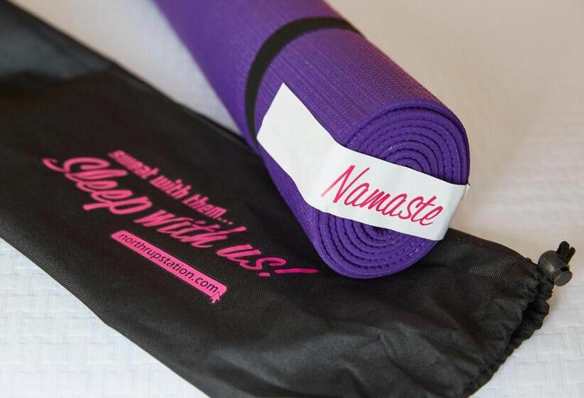 חדר סטנדרט עם מרפסת, Inn At Northrup Station