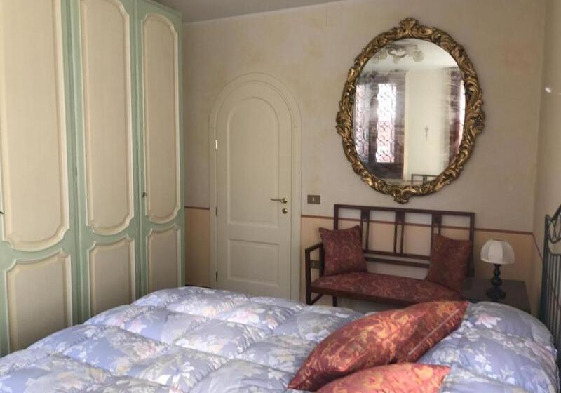 اتاق استاندارد با سرویس بهداشتی مشترک, Locanda Ca' Formosa