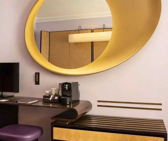 سوییت جونیور, Maison Fl