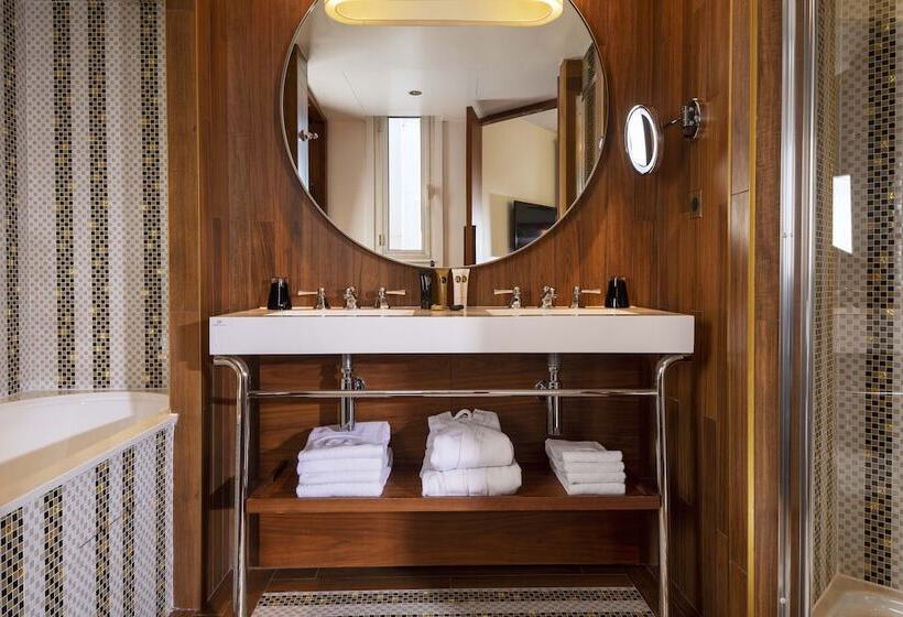 スイート, Maison Fl