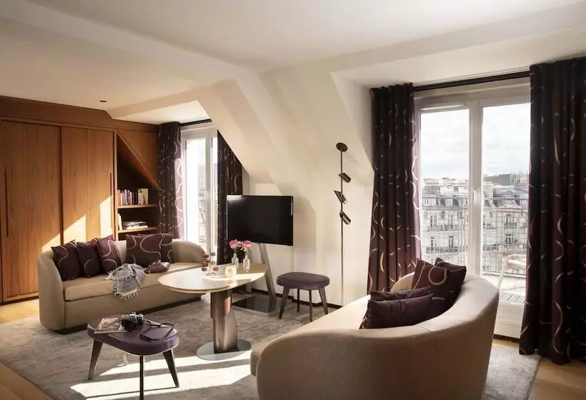 سوییت, Maison Fl