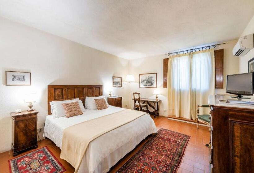 Номер Стандарт, Relais Vignale & Spa