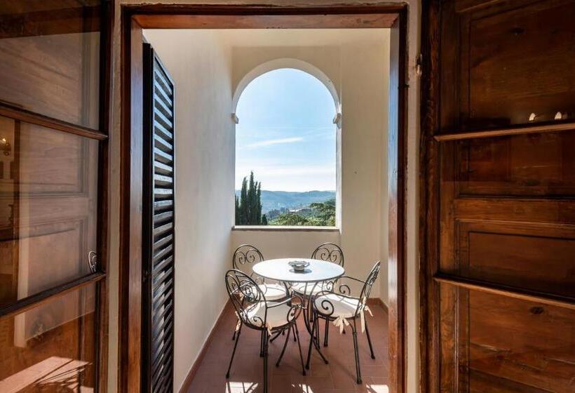 Suite z Balkonem, Relais Vignale & Spa