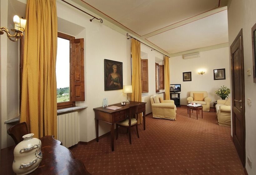 Suite z Balkonem, Relais Vignale & Spa