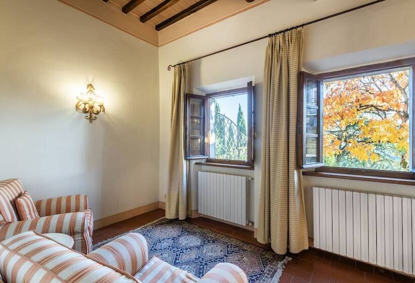 Полулюкс, Relais Vignale & Spa
